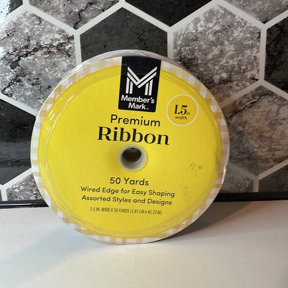 Member’s Mark Premium Ribbon - Picture 2 of 2